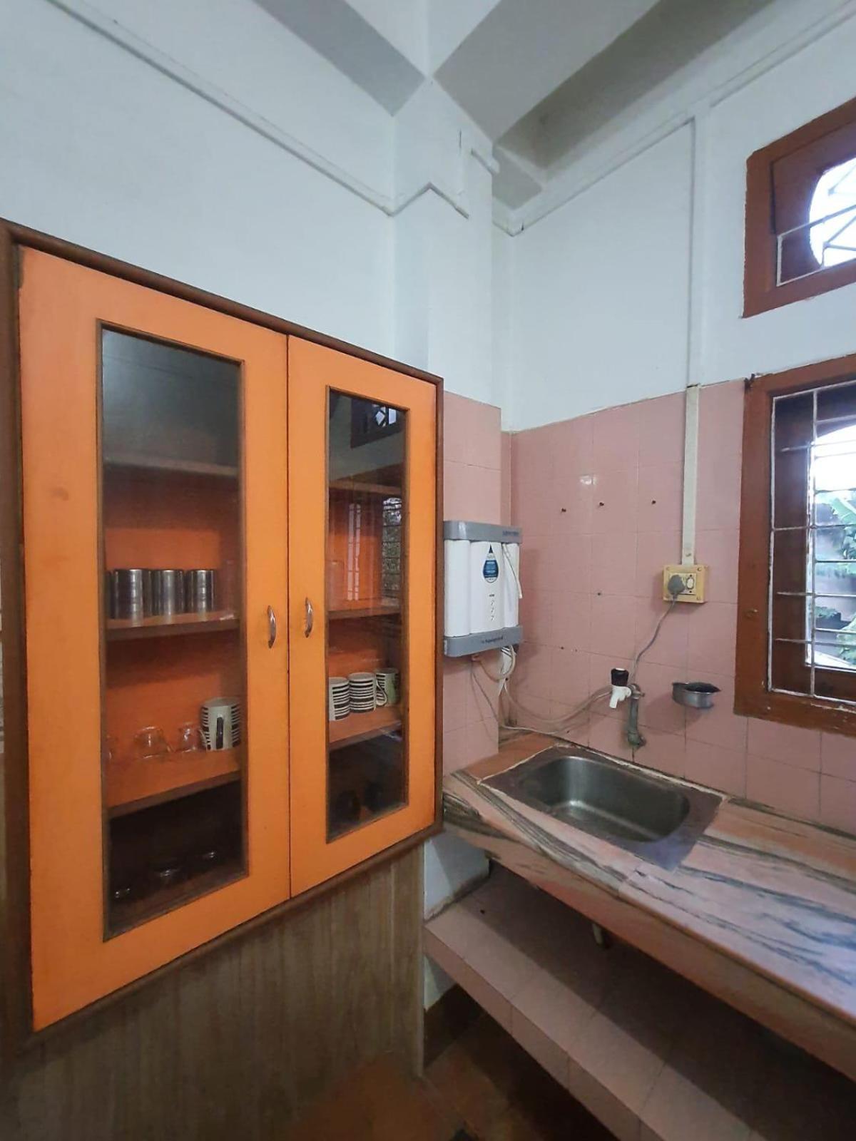 Amazing Homestay Guwahati Exteriör bild