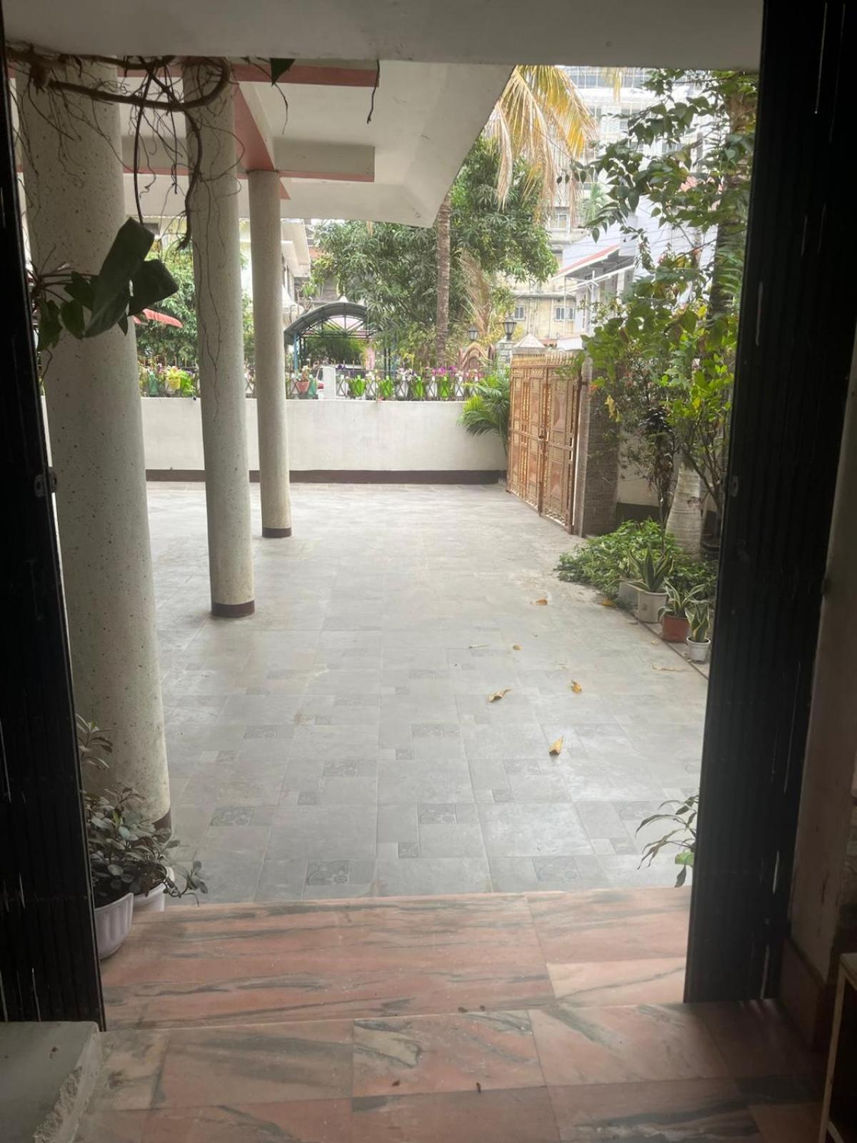 Amazing Homestay Guwahati Exteriör bild
