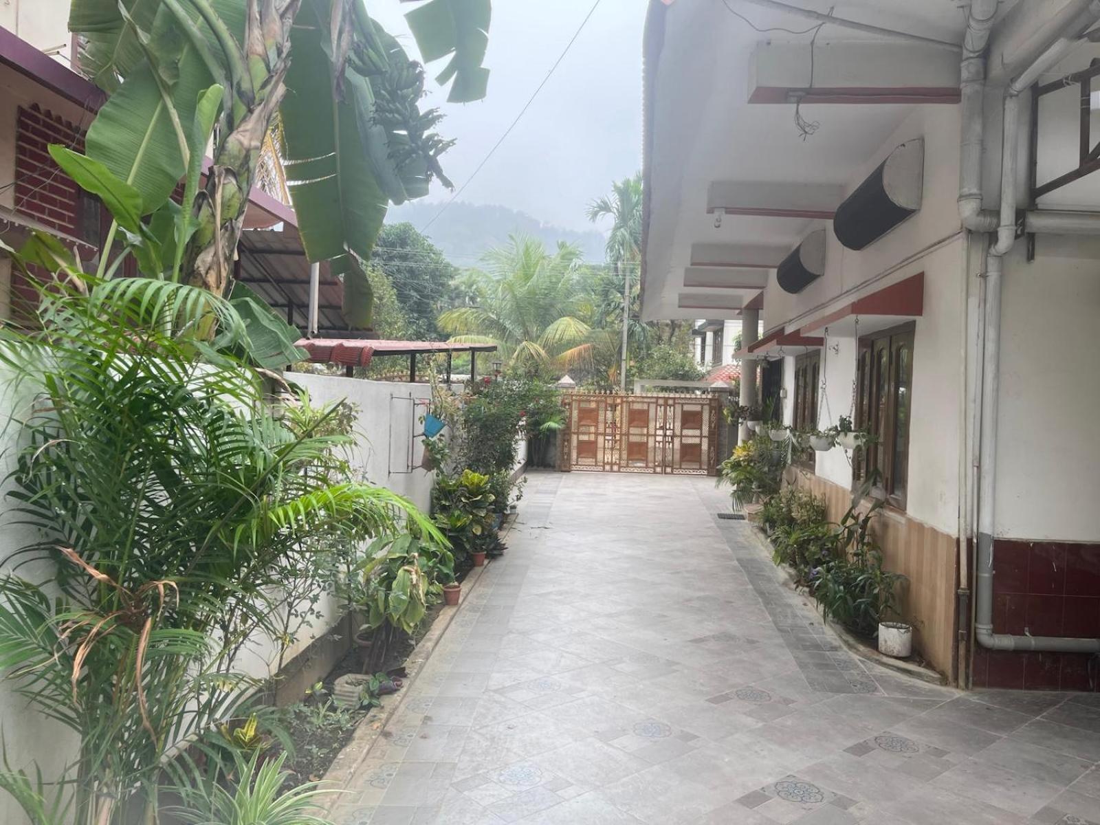 Amazing Homestay Guwahati Exteriör bild